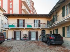 Casa Bi/Trifamiliare in Residenziale