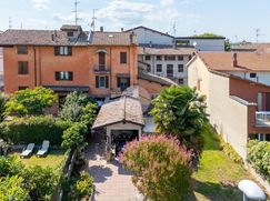 Casa Bi/Trifamiliare in Residenziale