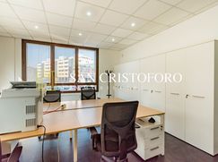 Ufficio in Commerciale