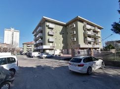 Negozio/Locale commerciale in Commerciale