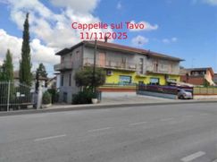Casa Bi/Trifamiliare in Residenziale