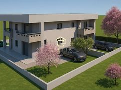 Casa Bi/Trifamiliare in Residenziale
