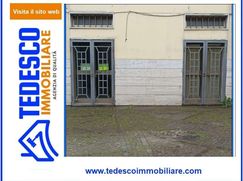 Negozio/Locale commerciale in Commerciale