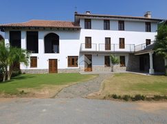 Casa Bi/Trifamiliare in Residenziale