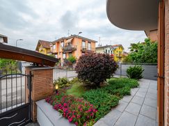 Casa Bi/Trifamiliare in Residenziale