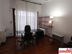 Ufficio in Commerciale