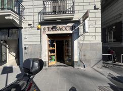 Negozio/Locale commerciale in Commerciale