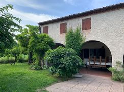 Casa Bi/Trifamiliare in Residenziale