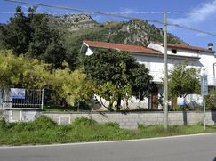 Casa Bi/Trifamiliare in Residenziale