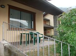 Casa Bi/Trifamiliare in Residenziale