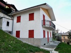 Casa Bi/Trifamiliare in Residenziale