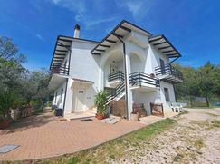 Villa in Residenziale
