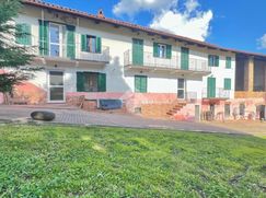 Casa Bi/Trifamiliare in Residenziale