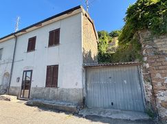 Casa Bi/Trifamiliare in Residenziale