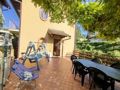 Casa Bi/Trifamiliare in Residenziale