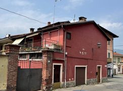 Casa Bi/Trifamiliare in Residenziale