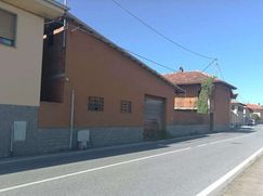 Casa Bi/Trifamiliare in Residenziale