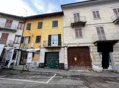 Casa Bi/Trifamiliare in Residenziale