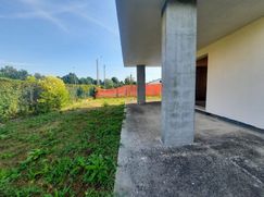 Casa Bi/Trifamiliare in Residenziale