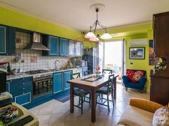 Casa Bi/Trifamiliare in Residenziale