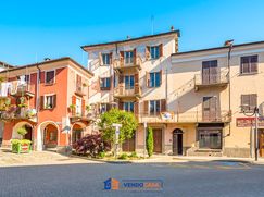 Casa Bi/Trifamiliare in Residenziale