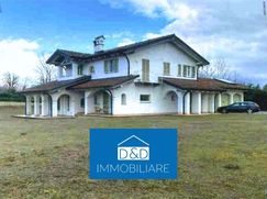 Villa in Residenziale