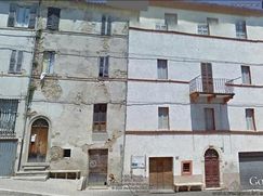 Casa Bi/Trifamiliare in Residenziale