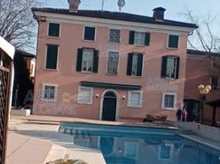 Villa in Residenziale