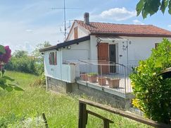 Casa Bi/Trifamiliare in Residenziale