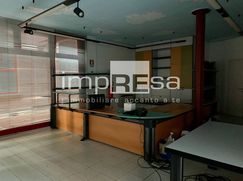Ufficio in Commerciale