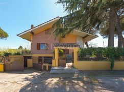 Villa in Residenziale