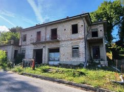 Rustico/Casale in Residenziale