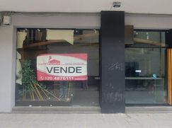 Negozio/Locale commerciale in Commerciale