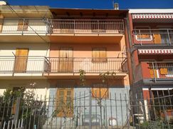Casa Bi/Trifamiliare in Residenziale