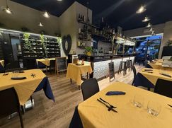 Negozio/Locale commerciale in Commerciale