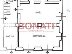 Negozio/Locale commerciale in Commerciale