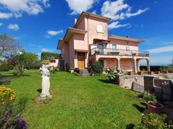 Villa in Residenziale