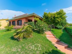 Villa in Residenziale