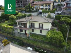 Casa Bi/Trifamiliare in Residenziale