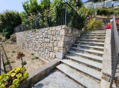 Casa Bi/Trifamiliare in Residenziale