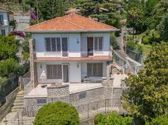 Villa in Residenziale