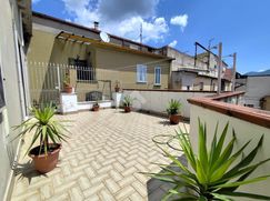 Casa Bi/Trifamiliare in Residenziale