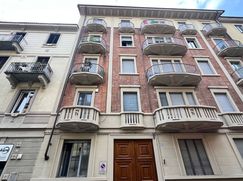 Negozio/Locale commerciale in Commerciale