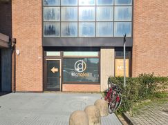 Negozio/Locale commerciale in Commerciale
