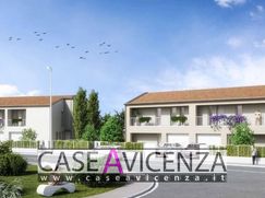Casa Bi/Trifamiliare in Residenziale