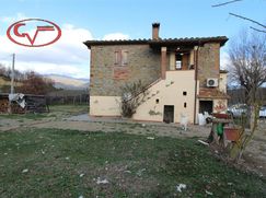 Casa Bi/Trifamiliare in Residenziale