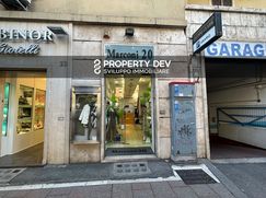 Negozio/Locale commerciale in Commerciale