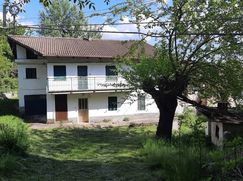 Casa Bi/Trifamiliare in Residenziale