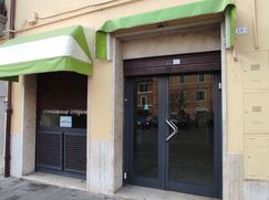 Negozio/Locale commerciale in Commerciale