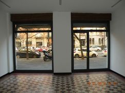 Negozio/Locale commerciale in Commerciale
